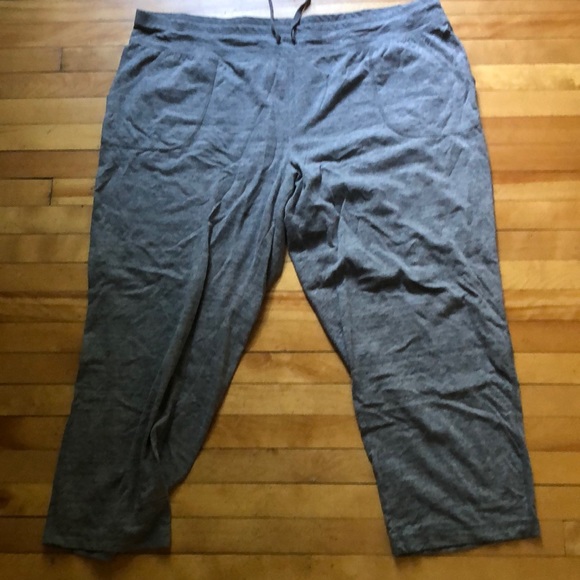 Danskin Now Pants Petite